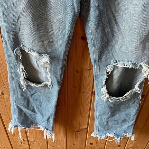 We the free Maggie mid rise straight leg jeans- Size 28 - Picture 4 of 11